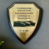 Plaketa na mieru - štítová