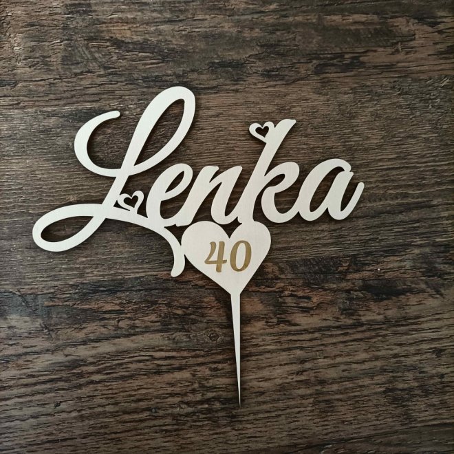 Zápich na tortu s menom – elegantný personalizovaný cake topper