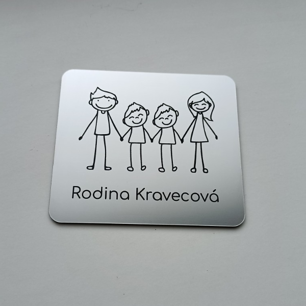 strieborná menovka na dvere rodičia a chlapci dvojičky