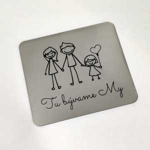 Menovka na dvere dcéra s balónom — rodinná samolepiaca menovka 10×8,8 cm