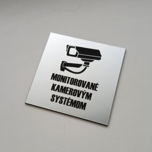 Kamerový systém — akrylátový piktogram Sharp 7 × 7 cm pre hotel a prevádzku