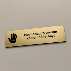 Tabuľka Nevhadzujte Letáky — samolepiaca tabuľka na poštovú schránku