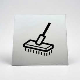 Práčovňa / Upratovačka - Sharp